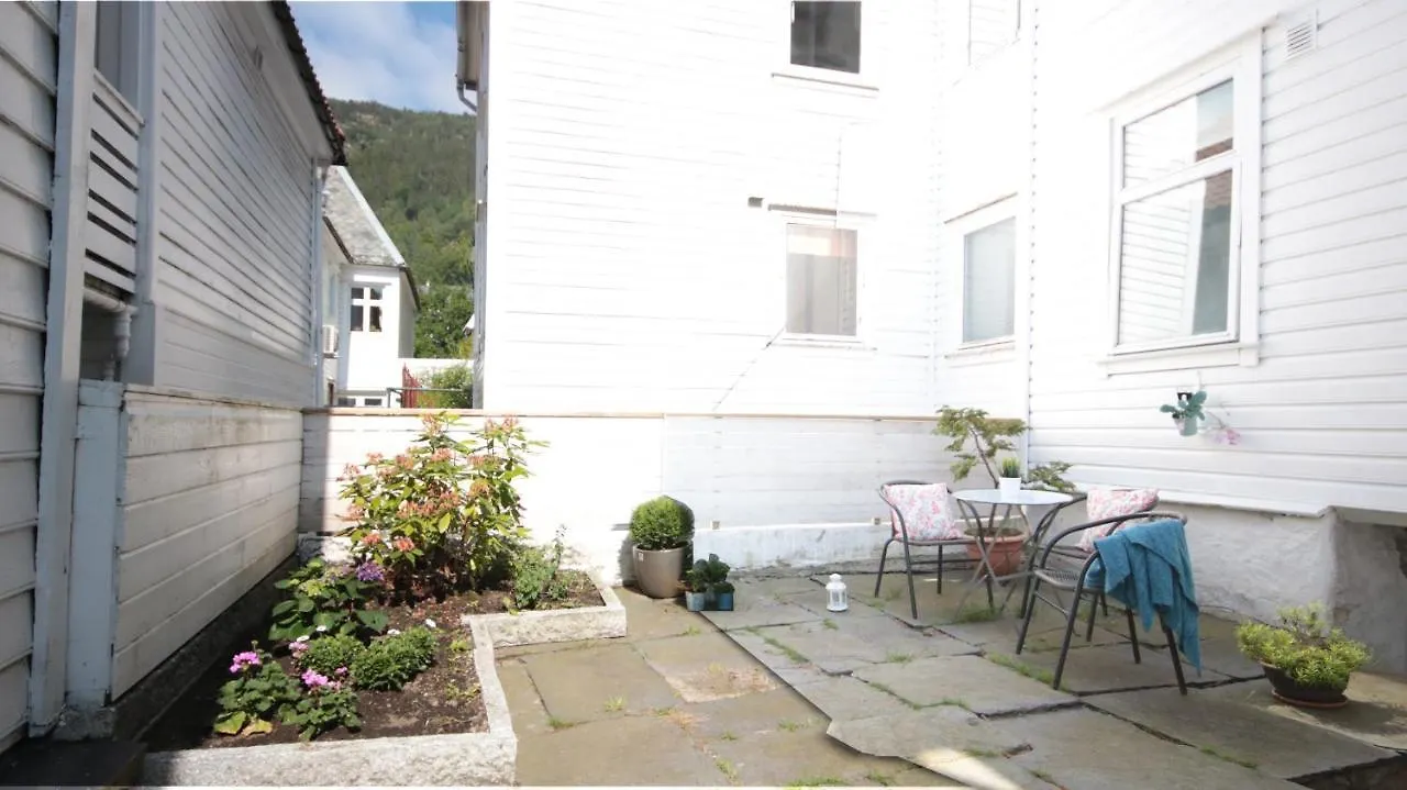 Apartament Modern And Central - With A Garden Bergen